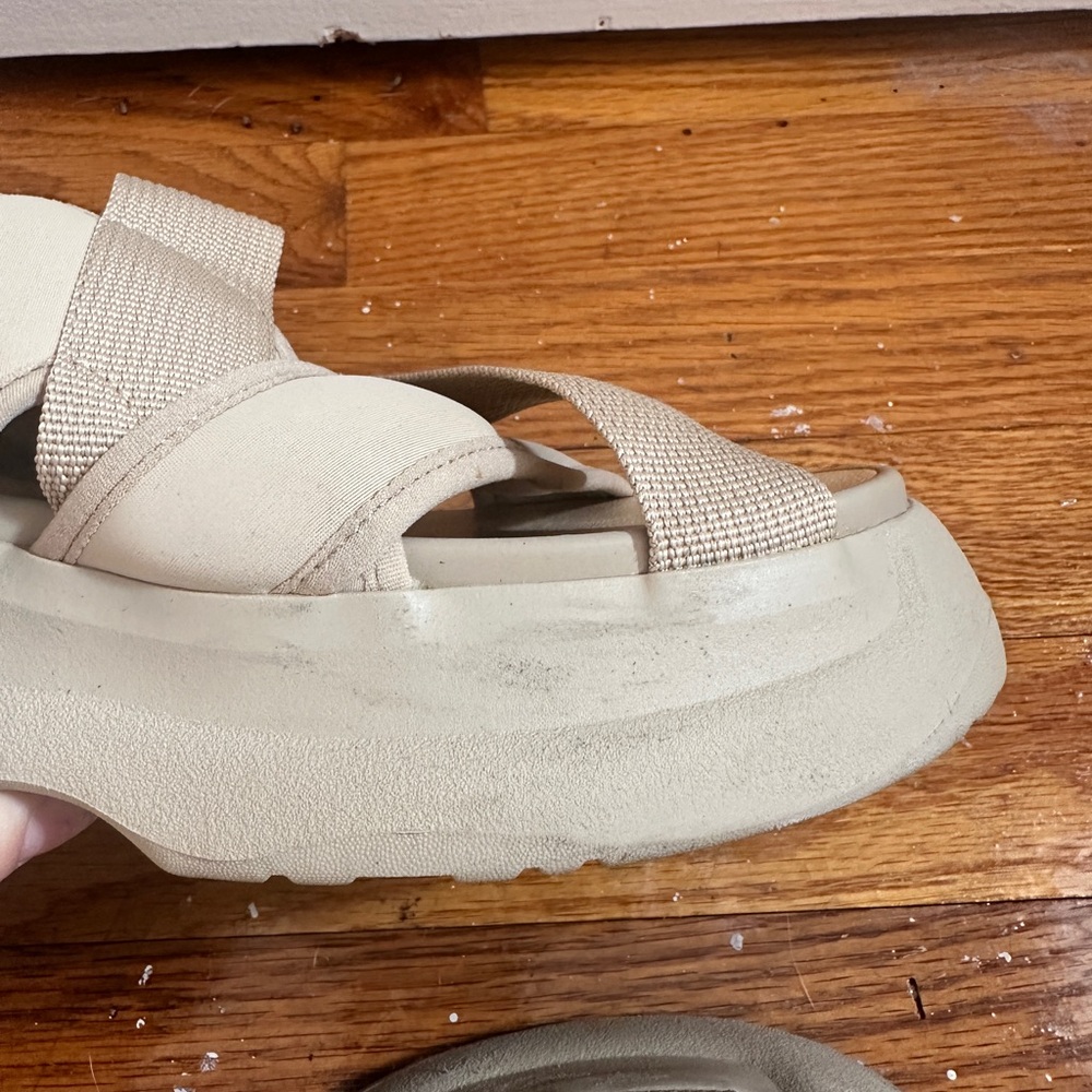 VAGABOND BEIGE CHUNKY SANDALS - Picture 6 of 7